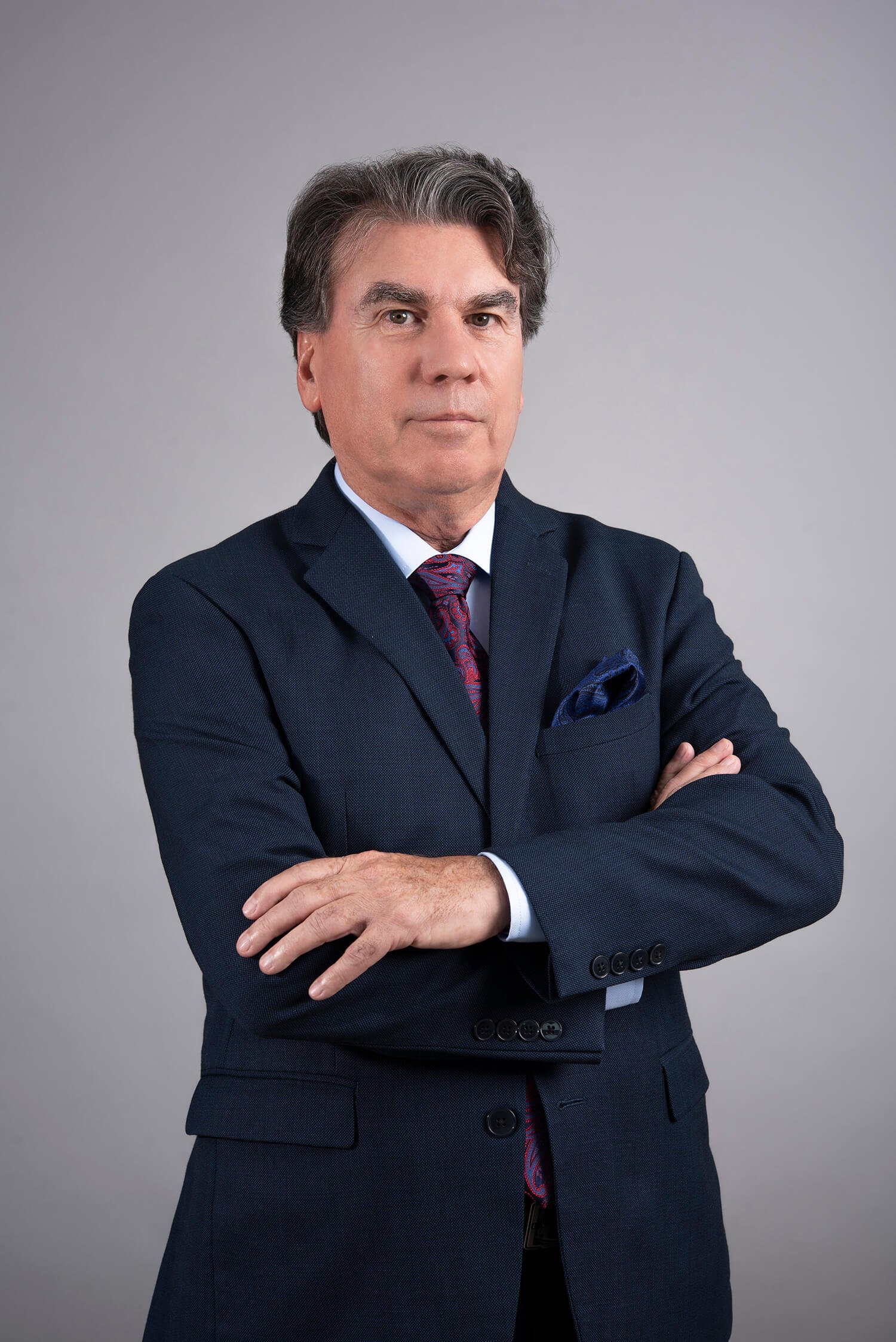 https://baclaw.ec/wp-content/uploads/2026/05/BACLAW-Abogados-Ecuador-Equipo-Patrick-Barrera-Sweeney.jpg
